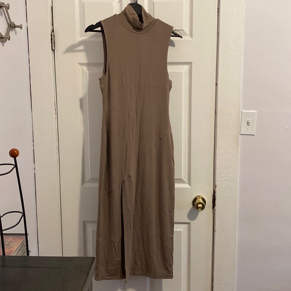 NWT: GOOD AMERICAN✨ Women’s Mockneck Midi Dress - Picture 6 of 9